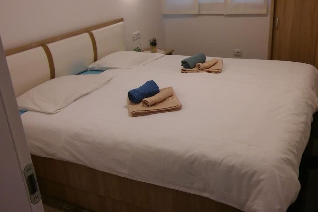 Apartma Nada, Tu Boste V Centru Poletnega Utripa * Pula